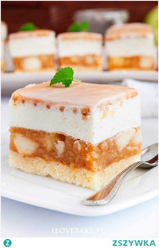 Ciasto kostka jabłkowa