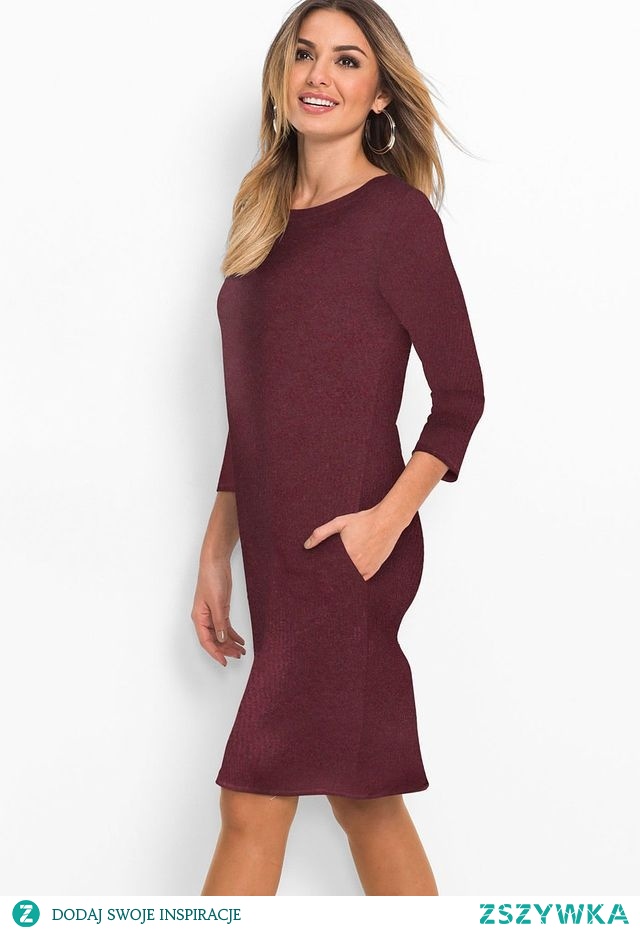 Bordowa sukienka