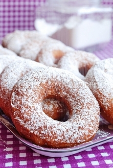 Oponki, rakietki, pączki serowe