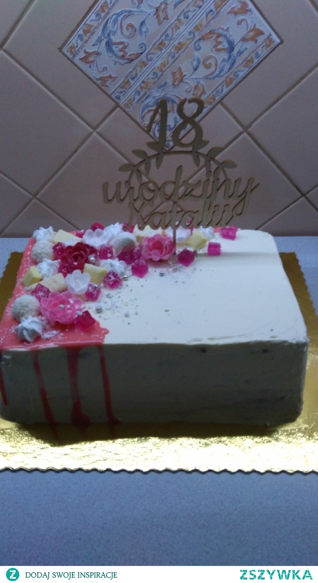 tort 18 urodziny