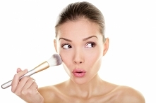 Puder do twarzy - jaki wybrać?