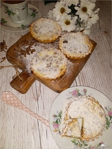 Serniczki z czekoladowym musli (na kruchym cieście)