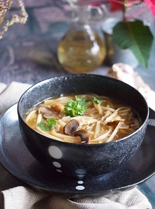 Kapuśniak w stylu orientalnym / Asian style cabbage soup