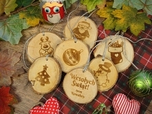 drewniane ozdoby na choinkę, plastry drewna do zawieszenia, cała oferta na stronie jotstudio.pl