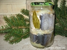 Śledzie w zalewie octowej