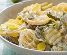 Sałatka z kiszonego ogórka z majonezem