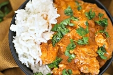 Kurczak tikka masala – czyli pyszne danie w indyjskim stylu.