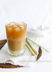 Mrożona herbata z trawą cytrynową