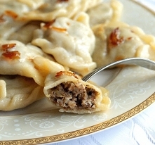 Pierogi na Święta- z kaszą gryczaną, grzybami i wątróbką