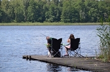 Prawdziwy wypoczynek w ostatnim dzikim miejscem w Polsce. Jezioro Radęcino.