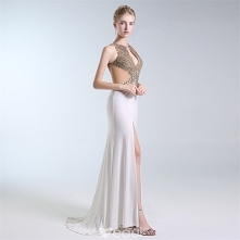 Luksusowe Kość Słoniowa Wykonany Ręcznie Frezowanie Sukienki Wieczorowe 2019 Syrena / Rozkloszowane Wycięciem Kryształ Rhinestone Bez Rękawów Podział Przodu Trenem Sweep Sukienk...