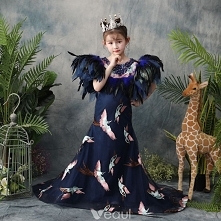 Oszałamiający Granatowe Sukienki Dla Dziewczynek 2019