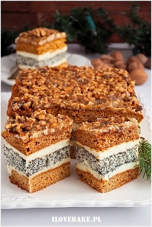 Orzechowiec z makiem