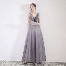 Eleganckie Gradient-Kolorów Szary Sukienki Wieczorowe 2019 Princessa V-Szyja Kryształ Z Koronki Kwiat Bez Rękawów Bez Pleców Długie Sukienki Wizytowe