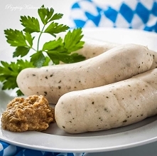 Pieczona biała kiełbasa