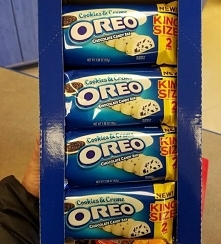 a już niedługo w polskich sklepach... batonik oreo w białej czekoladzie !