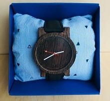 Piękny,niepowtarzalny drewniany zegarek już od 130zł! To świetny pomysł na prezent. Sprawdź mój profil na insta @damian.rozmus oraz stronę na fb !