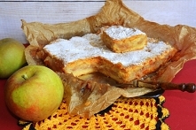 Prosta i szybka szarlotka