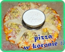 Pizza KORONA - ładnie wygląda i świetnie smakuje! Jest doskonała na obiad, kolację, jako poczęstunek dla gości lub ciepłe danie na domowej imprezie;)