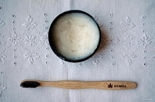 Kokosowa pasta do zębów diy- przepis po kliku na zdjęcie!