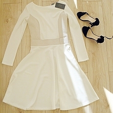 Sukienka wizytowa.

Kuferart.pl
Vintage-sukienki