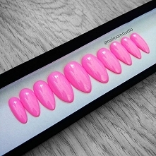 Press on nails paznokcie typu press on wykonane na zamówienie, manicure do samodzielnej akplikacji w domu, jakość salonowa, zamawiasz paznokcie dopasowane to twojej naturalej pł...