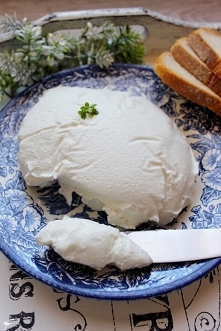 Labneh – domowy ser z jogur...