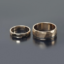 Obrączki z różowego złota z...