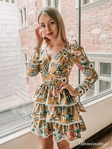 NOWOŚĆ! Sukienka w kwiaty z kolekcji illuminate.pl <3