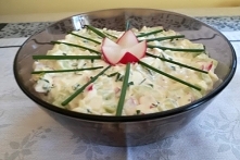 Sałatka z rzodkiewką i jajkami