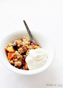 Razowo – owsiane crumble z owocami