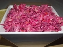 Sałatka z czerwonego buraczka i kapusty pekińskiej