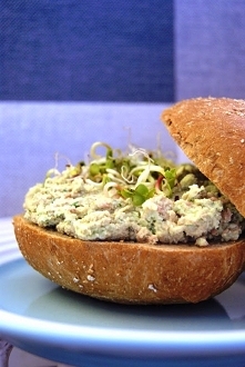 Pasta jajeczna z tuńczykiem