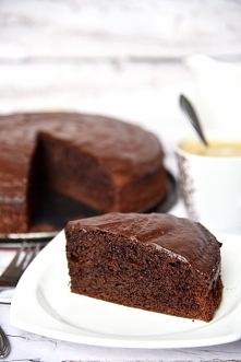 Proste ciasto czekoladowe (z filmikiem)