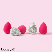 Blending Sponge - idealne gąbki do makijażu. 

Beauty by Donegal