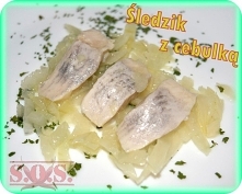 Śledzik z cebulką - dobry nie tylko w święta, ale też przez cały rok;)
...smaczny ...prosty ...łatwy – w sam raz na przekąskę, domową imprezę lub pod wódeczkę;)