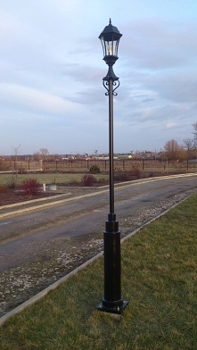 Lampa ogrodowa
Swój własny pomysł i własna konstrukcja ;)