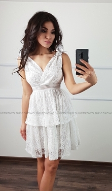 Kliknij w zdjęcie by przejść do produktu sukienkowo.com  LUIZA - koronkowa sukienka z falbanami ecru