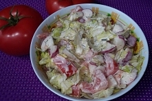 Surówka z sałaty lodowej