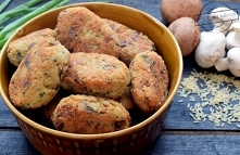 Ryżowe kotleciki z serem i pieczarkami