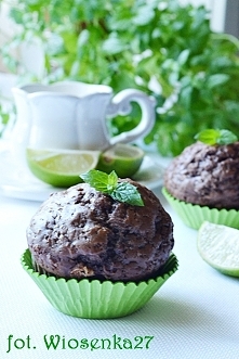 Czekoladowo-limonkowe babeczki z miętą