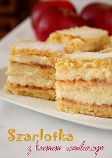 SZARLOTKA Z KREMEM WANILIOWYM