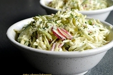 Spitzkohl z ogórkiem i rzodkiewką. Wiosenna surówka