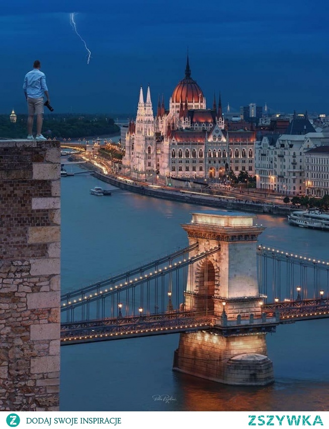 Budapeszt <3 


autor: @peter.rajkai [IG]