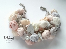 Bransoletka z piwoniami, kwiatuszkami bzu i listkami w kolorach pastelowych.Wszystko wykonane ręcznie z masy Fimo.