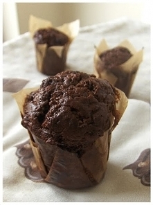 Muffiny potrójnie czekoladowe