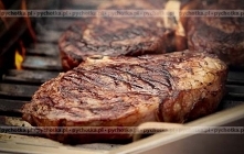 Wieprzowe steki na grill w marynacie