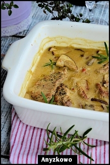 Polędwiczki w sosie borowikowym