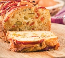 Ciasto z kawałkami rabarbaru