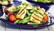 Fasolka szparagowa z grzankami i pomidorkami